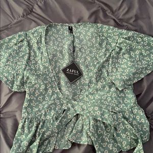 ZAFUL floral tie front top